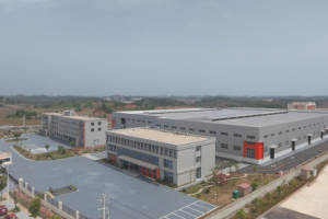 “三丰食业” 创始人邓仕龙先生：一罐午餐肉里的三代传承密码